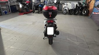 Kymco Agility 125 (2013) plexi, kufr, řp.sk. B - 4