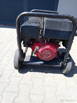 Elektrocentrala SDMO SH7500T, 7,5kva, Honda GX390 - 4