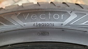Sada Goodyear Vector 4Seasons SUV Gen-3 - 4