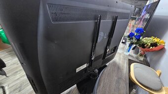 LG42LH3000 Full HD - 4