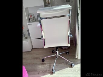 Kancelářské křeslo - 4