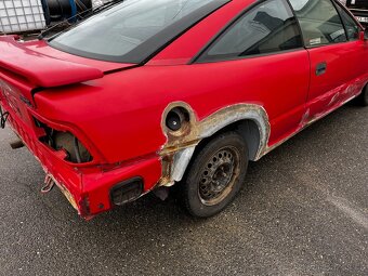 Opel Calibra 2.0i - 4