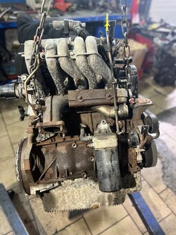 Motor T4 2.5 benzin - 4