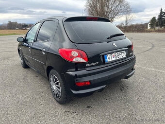 Peugeot 206+ - 4