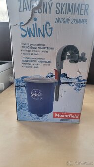 schůdky k bazénu a skimmer - 4