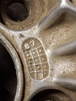 Prodám dobová kola Bmw série 5-6-7 - 4