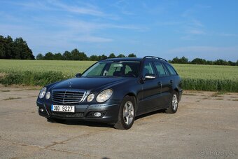 MERCEDES BENZ E 220CDI,KOMBI,TAŽNÉ,MANUÁL,ORIG.KM - 4