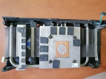 Nefunkční RX 580 2048 sp - 4