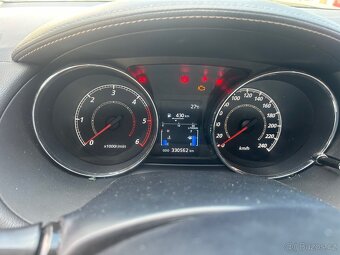 Peugeot 4007 na díly - 4