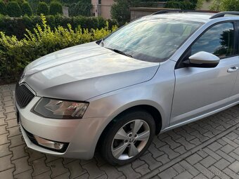 ŠKODA Octavia Combi 1.6 TDI / 77 kW Elegance (2015) - 4