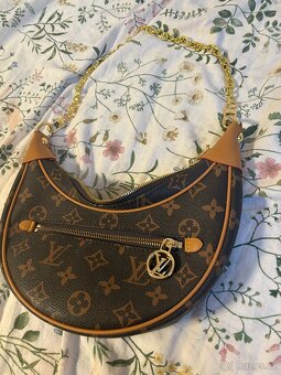 Louis Vuitton Loop kabelka - 4
