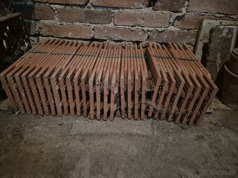 Nové střešní tašky bobrovky, 64 kusů - 4