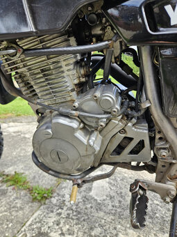 YAMAHA XT 600 E - 4