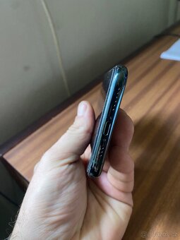 IPhone 11 Pro + Apple Watch Série 3 ,38mm - 4