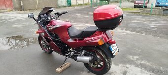 Kawasaki GPZ 1000 - 4
