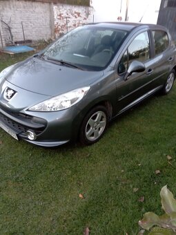 Peugeot 207 1,4 i - 4