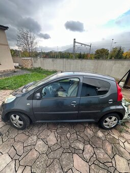 Peugeot 107 - 4