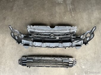 Citroen Berlingo - přední maska. 2015 - 4