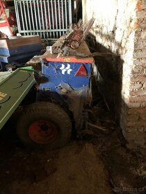 SECÍ STROJ HOWARD 4m + BRÁNY EBERHART - 4