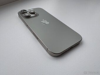Apple iPhone 16PRO 128GB Přírodní titan - 4