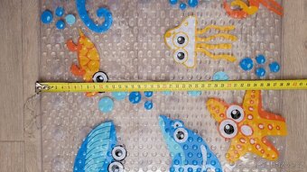 Protiskluzová podložka do vany - 4