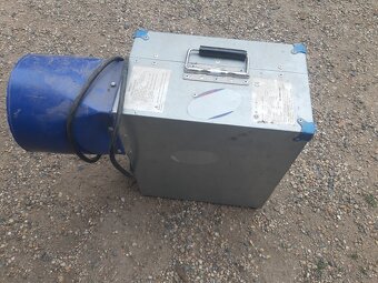 Ventilátor k nafukovacímu hradu - 4