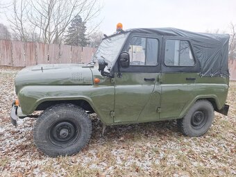 UAZ 469 BI - 4