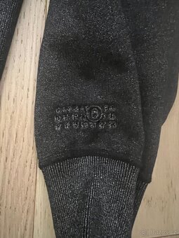 SUPREME Black Hoodie - 4