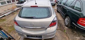 Opel Astra GTC - 4