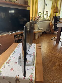 Philips monitor 328E - 4