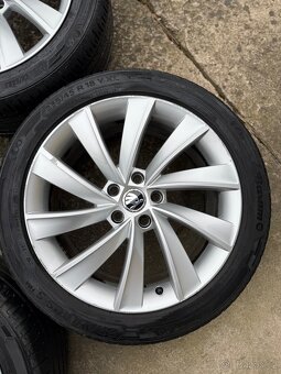 Originální alu kola Škoda 5x112 235/45 R18 Turbine/Pegasus - 4