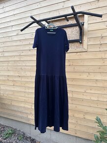 Dlouhé šaty Benetton - 4