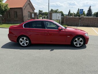 BMW E90 325i 160kW •Najeto 312tis/km•NOVÁ STK+ - 4