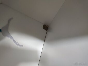 Velká šatní skříň - 4