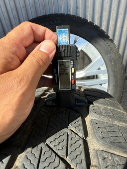 17" Elektrony VW 5x112 so zimnymi pneu 215/55 R17 - 4