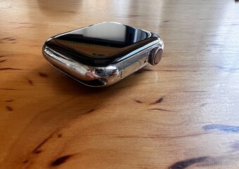 Apple Watch 9 45mm Stainless Steel LTE - 4