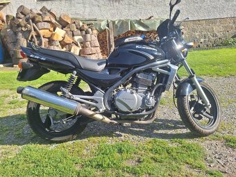 Prodám Kawasaki ER-5, najeto 45371km - 4