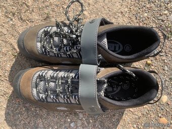 Nové nejeté cyklotretry Louis Garneau Navigator 2 EU 40 - 4