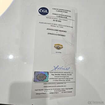 Zlatý (18k.) prsten s diamanty - 4