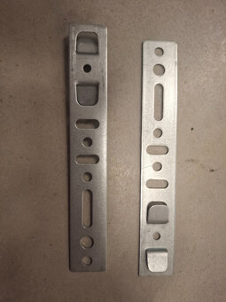 Prodám parotěsné pásky pro montáž oken včetně kotev - 4