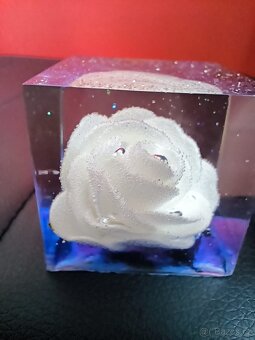 Kostka z pryskyřice - 4