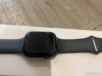 Prodám Apple Watch Series 8 (45 mm) – Midnight | Kompletní b - 4