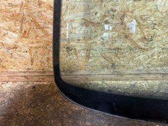 ČELNÍ OKNO VW PASSAT B7 - 4