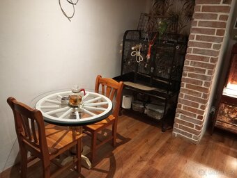 Jídelní stůl masiv - 4