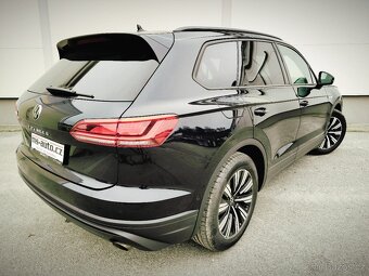 VW Touareg 3,0TDi 4x4 VZDUCH,  KŮŽE, Tažné , r.v.12/2020 DPH - 4