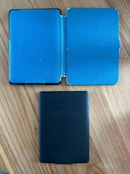 Amazon Kindle Paperwhite 7. gen čtečka knih 4GB + obal 3 - 4