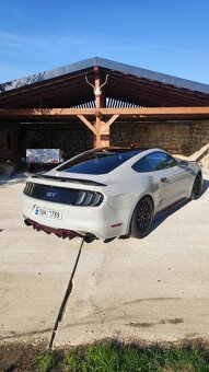 Ford Mustang 2.3 turbo automat - 4