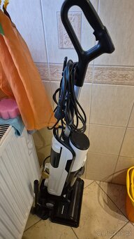 Tyčový vysavač Grundig GMS3940 - 4