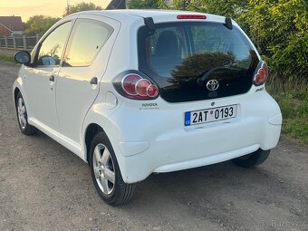 Toyota Aygo 1.0 VVT-i  najeto 43000 km - 4