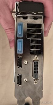Sapphire pulse Rx 580 8gb NEFUNKČNÍ - 4